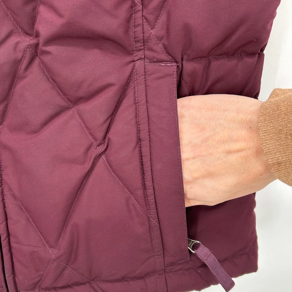 Eddie Bauer Womens Goose Down Puffer Vest‎ Maroon Burgundy Diamond Quilted Small